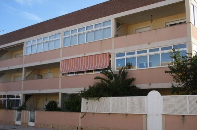 2 Bed Apartment in Los Nietos ' LPBMS191