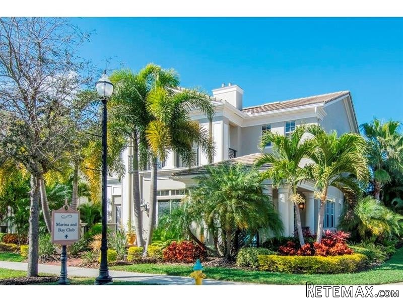 4 bedroom Property For Sale: 4901 YACHT.. - 2