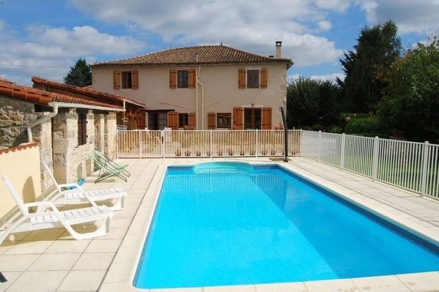 Don't Miss This One! A Quality Home.. - 2