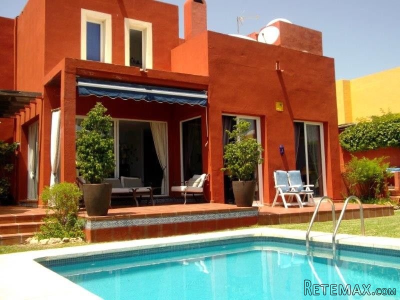 4 Bedrooms - Villas - Malaga - For Sale - 2