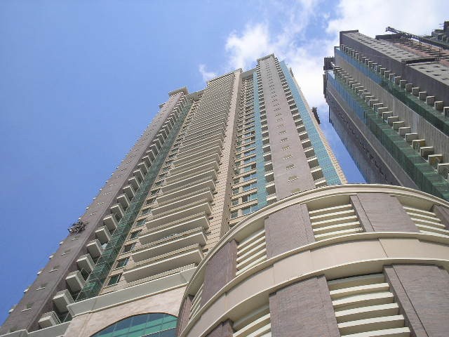 3 Bedroom Ocean Front Condo @ Pacific..
