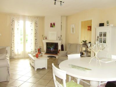 In Good Condition - Bungalow With.. - 2