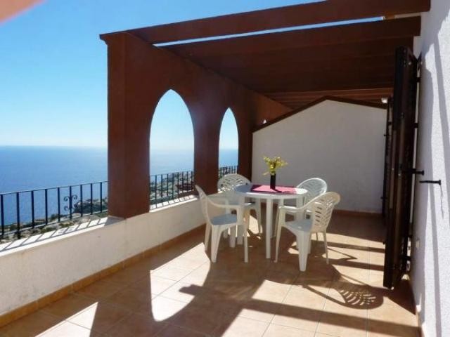 Fantastic apartment with sea views - 2