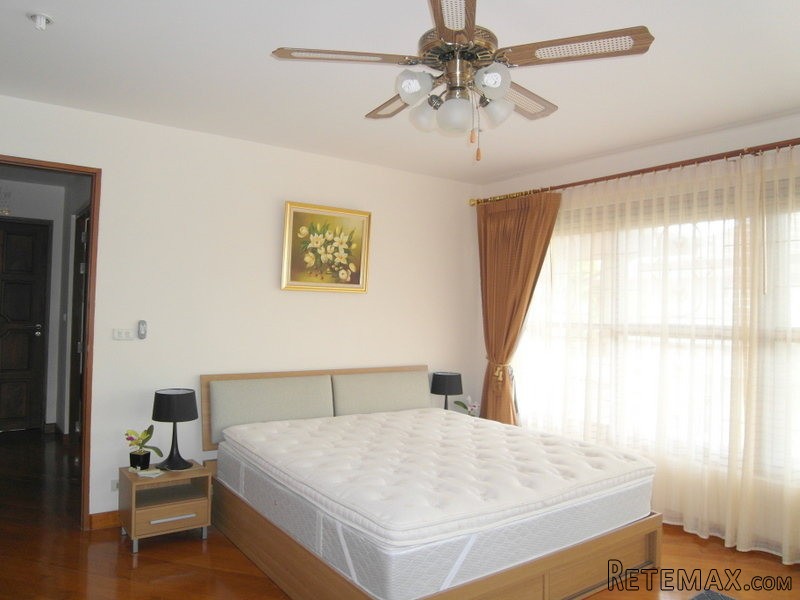 Brand New Luxury 5-bedroom Home at.. - 2