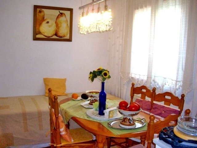 Lovely 2 Bed Detached Villa - 2