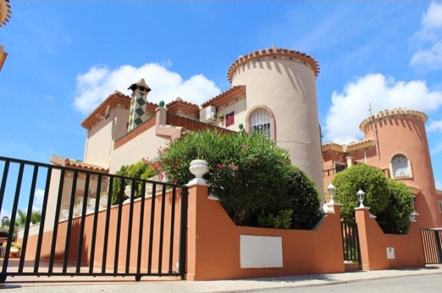 Detached for sale 189.950 € Costa..