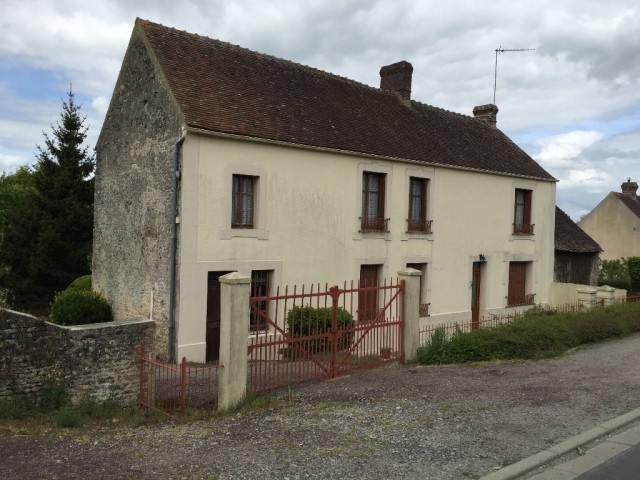 Lovely House in Good Location