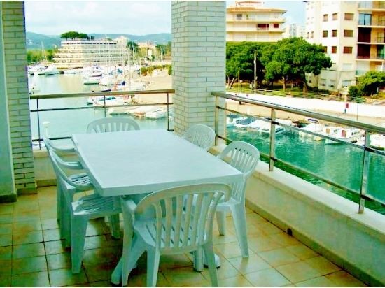 Apartments Castell-Platja D'aro