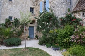 12th Century Village House With Maison..