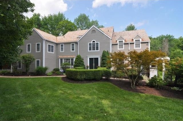 5 bedroom Residence For Sale: Pound..