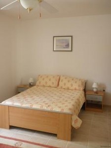 Beautiful Fully Renovated And Furnished.. - 2