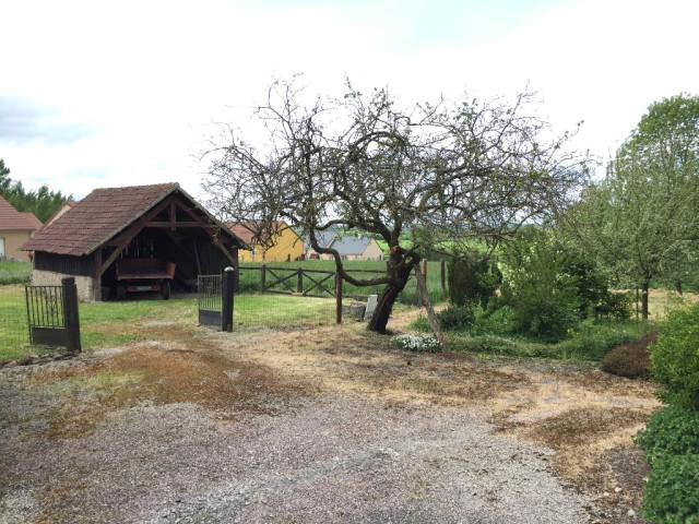 Lovely House in Good Location - 2