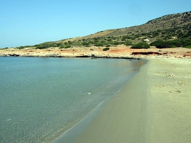 B354 - Land parcel of 13400 sq.m. in..