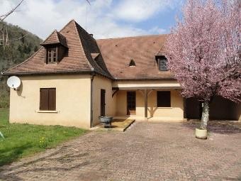 This Pretty Traditional House Is Set..