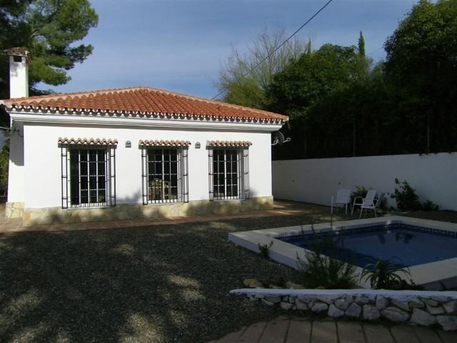 Villa - A recently built detached villa.. - 2