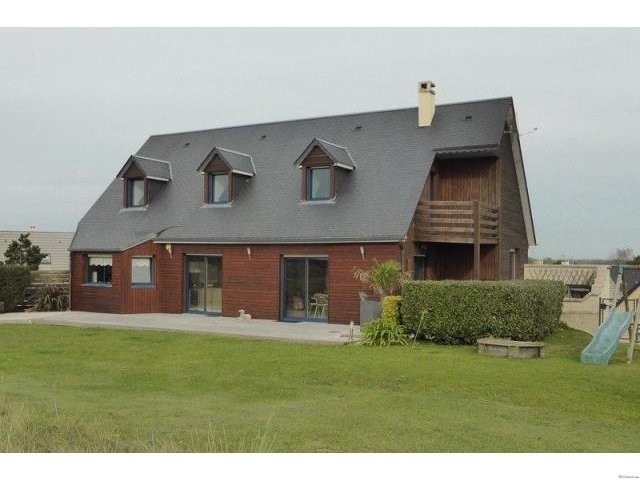 Stunning Sea Views From this House - 2