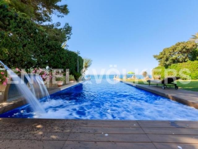 Luxus-Villa in erster Meerlage in Cabo..