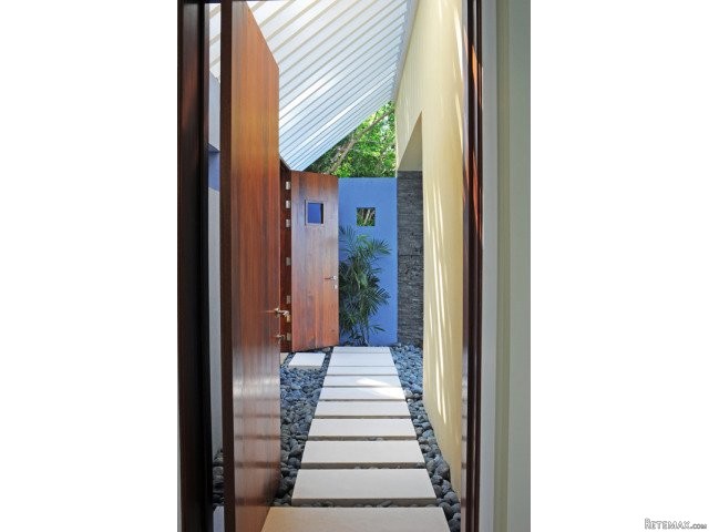 Tortola Virgin Islands, British 3..