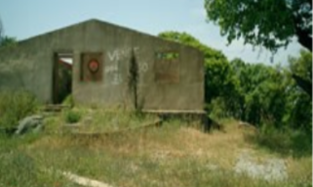 Large plot with ruins and beautiful..