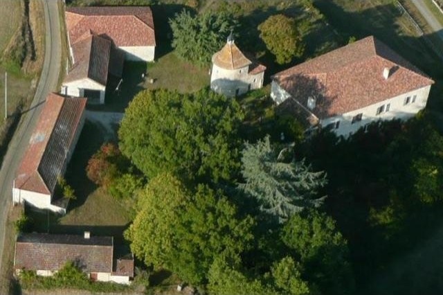 6 bedroom Castle For Sale: 47000..