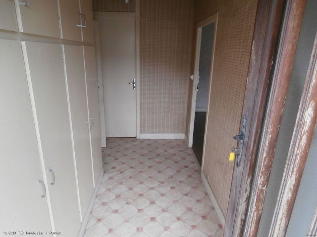 House and outbuildings to renovate -.. - 2