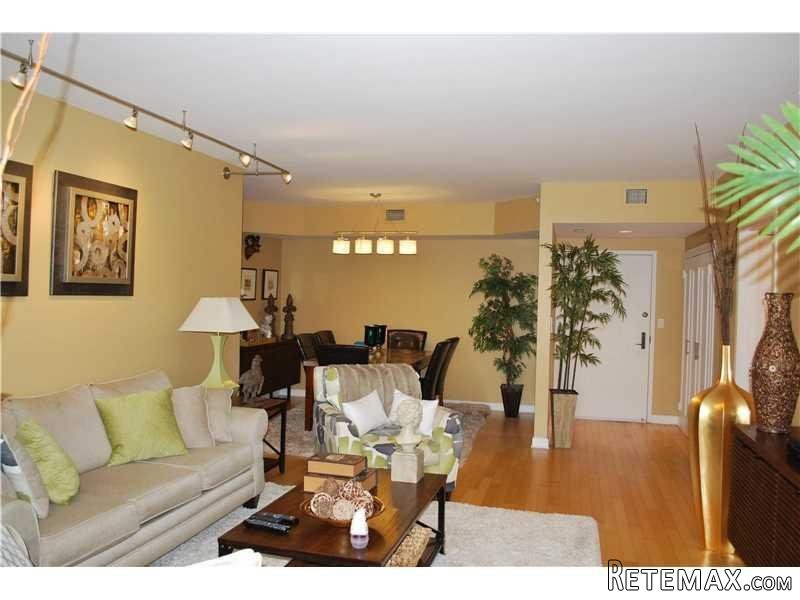 2800 Island Bl, Unit 1103, Aventura, Fl.. - 2