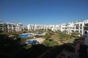 2 bedroom Apartment For Sale: 2nd..
