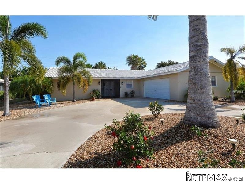 3 bedroom House For Sale: 7251 Antigua.. - 2