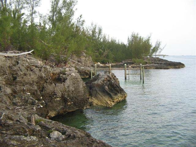Singlefamilyvacant - Beautiful corner.. - 2