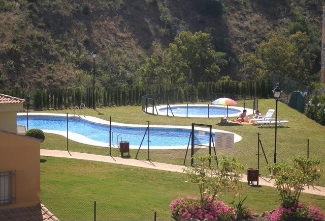 1 Bed Apartment for sale in Fuengirola - 2