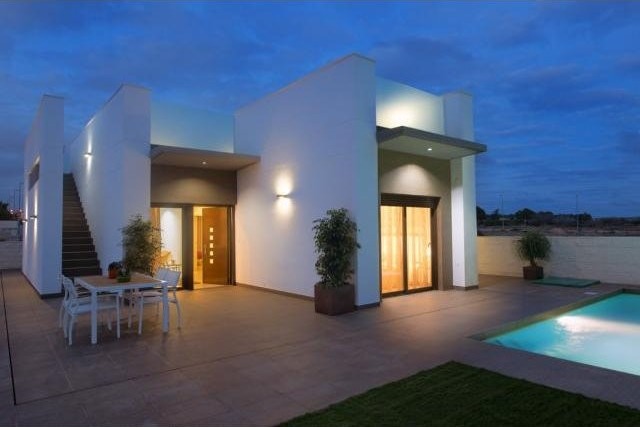 Residential Alba 3 bed 2 bath detached.. - 2