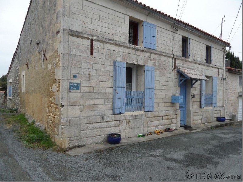 Stone House For Sale Taillebourg - 2
