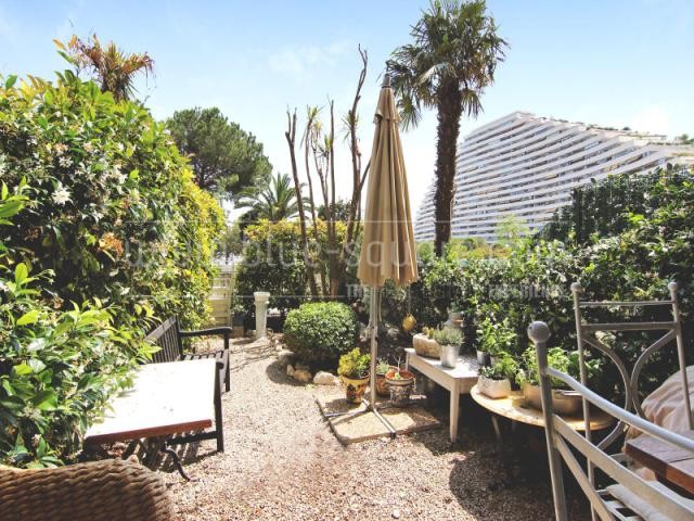 Lovely one bedroom apartment in Marina..