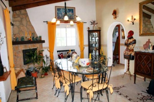 4 Bed 3 Bath Villa Pedreguer* - 2