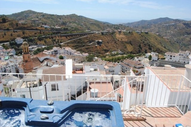 Town House for Sale in Competa, Competa..