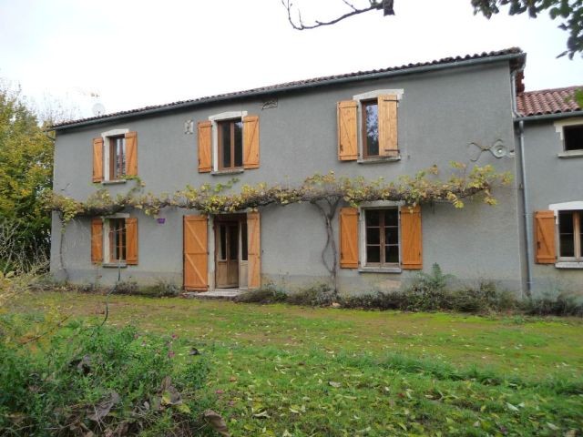 Former Presbytere with Outbuilding