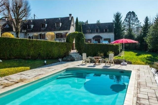 4 bedroom Character For Sale: 60600..