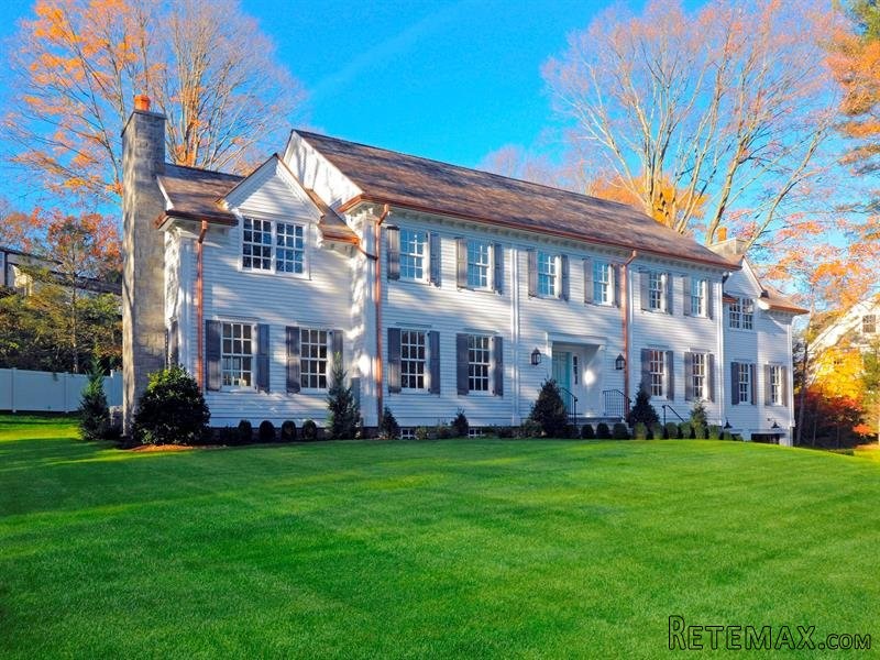 5 bedroom House For Sale: 7 Plow Lane.. - 2
