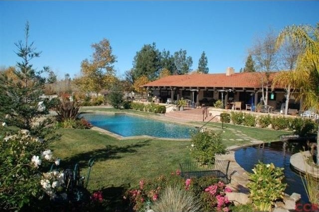 4 bedroom Apartment For Sale: 3790..