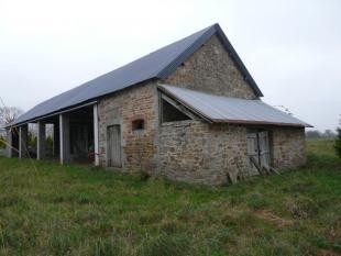 Country House and Good Outbuildings - 2