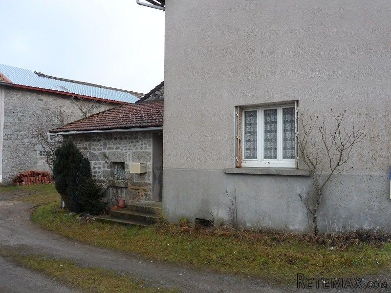 Solid Rural House to Renovate