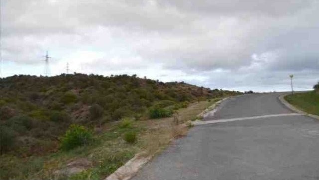 Land - Residential Plot, Calahonda.. - 2