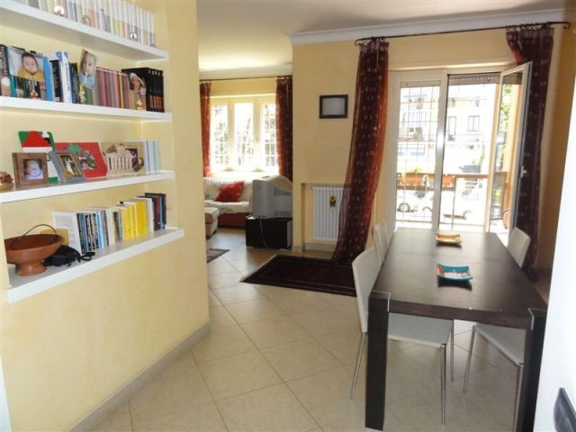 3 Bedrooms - Apartment - For Sale - 2