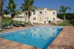 4 Bedrooms - Villa - Malaga - For Sale