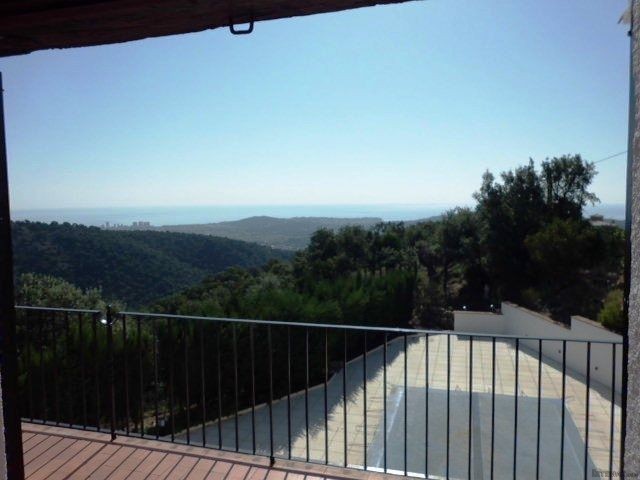 4 Bedrooms - Villa - Girona - For Sale - 2