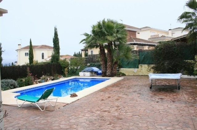Villa - A fabulous detached villa with.. - 2