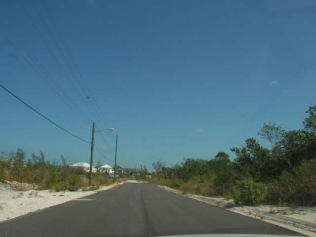 Singlefamilyvacant - Located between.. - 2