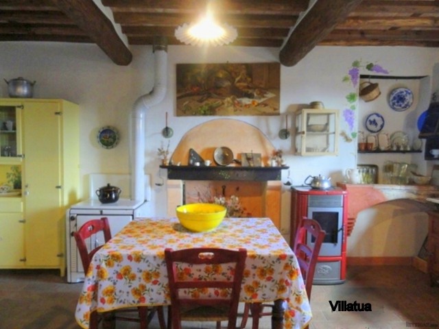 Village/town House - For Sale - North.. - 2