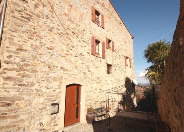 Superbe Maison De Village En Pierre..