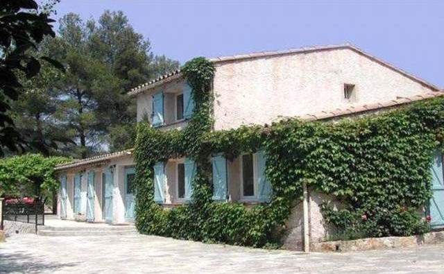 Bar Sur Loup French Riviera, 06620